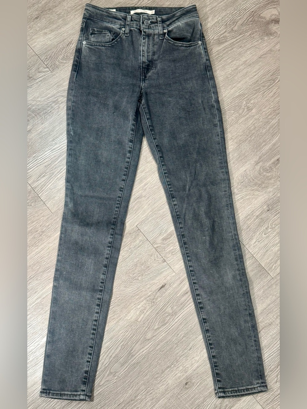 Premium Levi's 721 hi-rise skinny jeans wmns 24